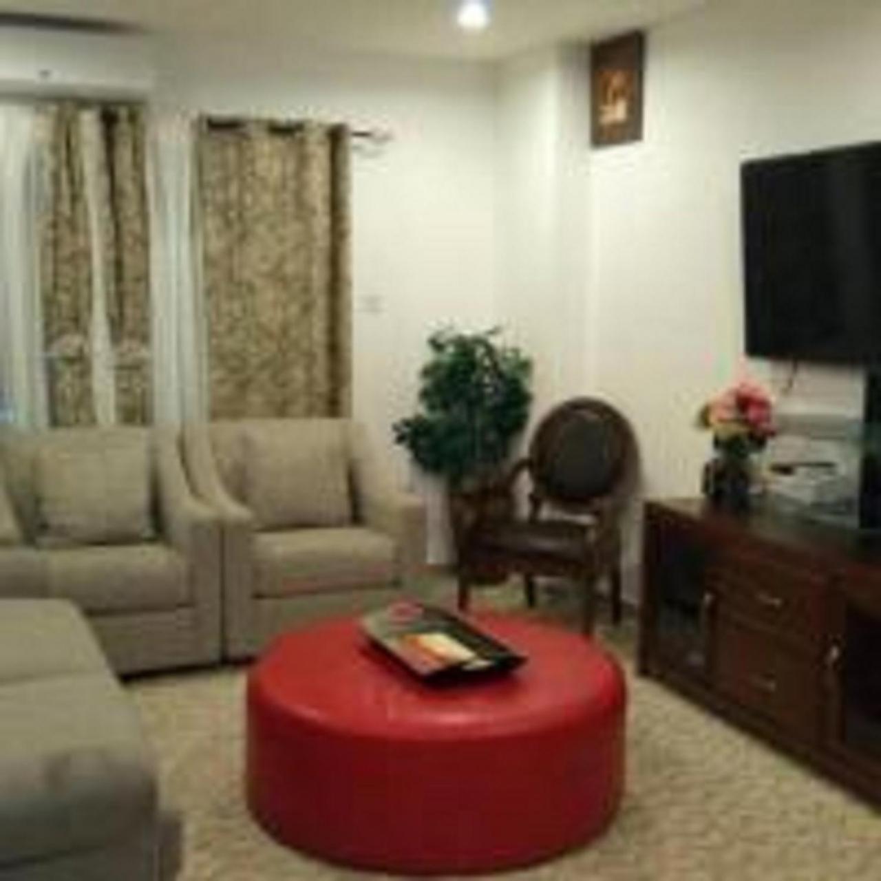 Doc'S Suite Accra Luaran gambar