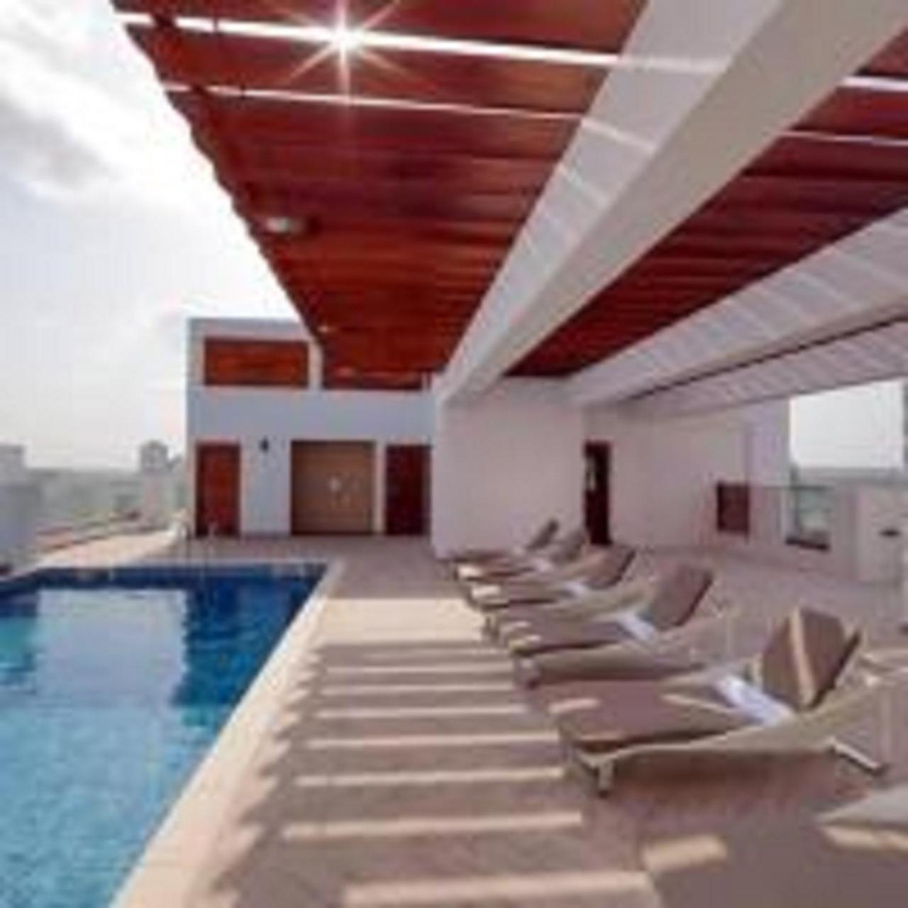 Doc'S Suite Accra Luaran gambar